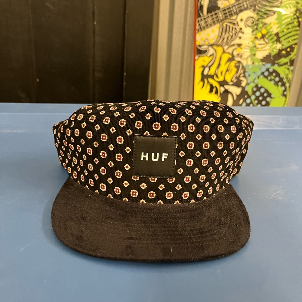 HUF Black and White Patterned Cap